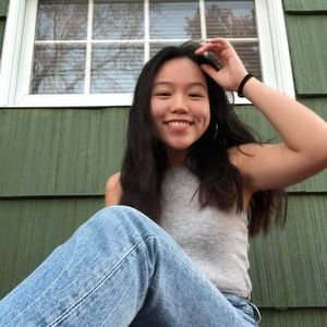 Meet your Posher, Kelly